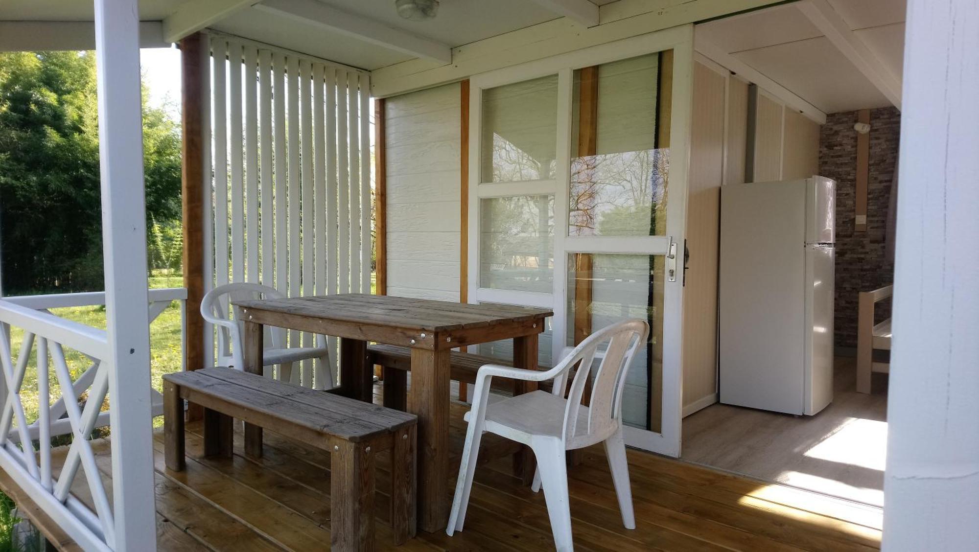 Gasthaus Camping Fontaine Du Roc Devillac Exterior foto